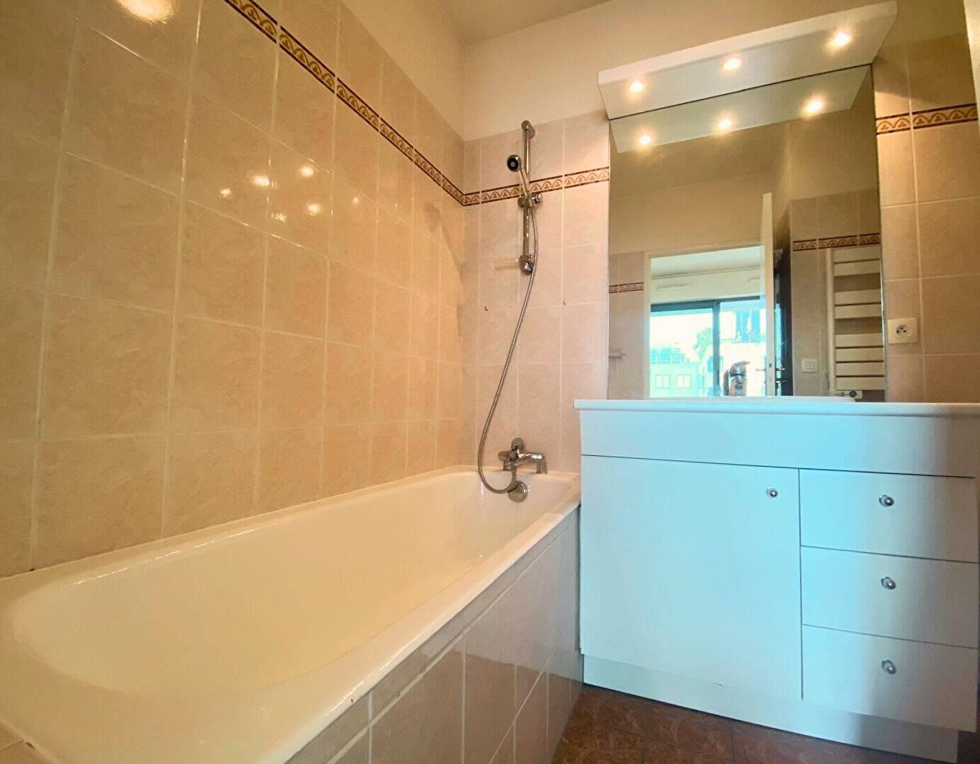 Appartement à vendre, 27m², Boulogne-Billancourt