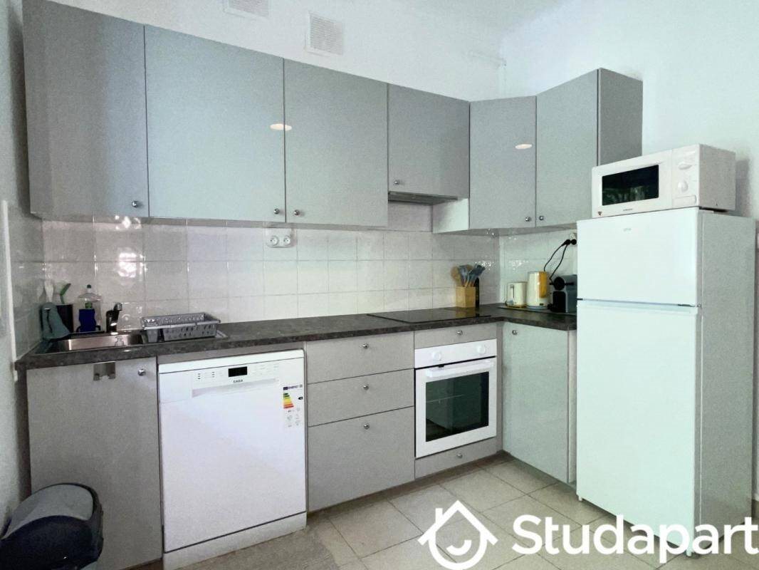 Appartement à louer, 60m², Marseille 2ème