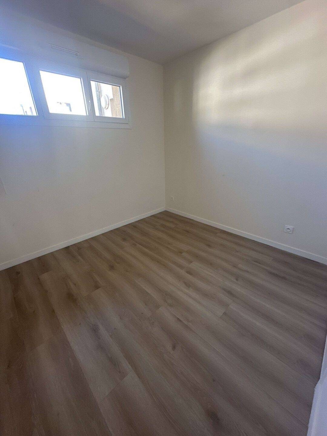 Appartement à louer, 66m², Saint-Egrève