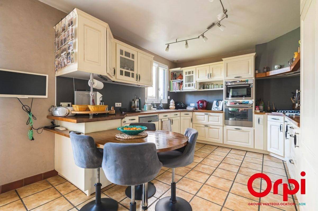 Maison à vendre, 130m², Renansart