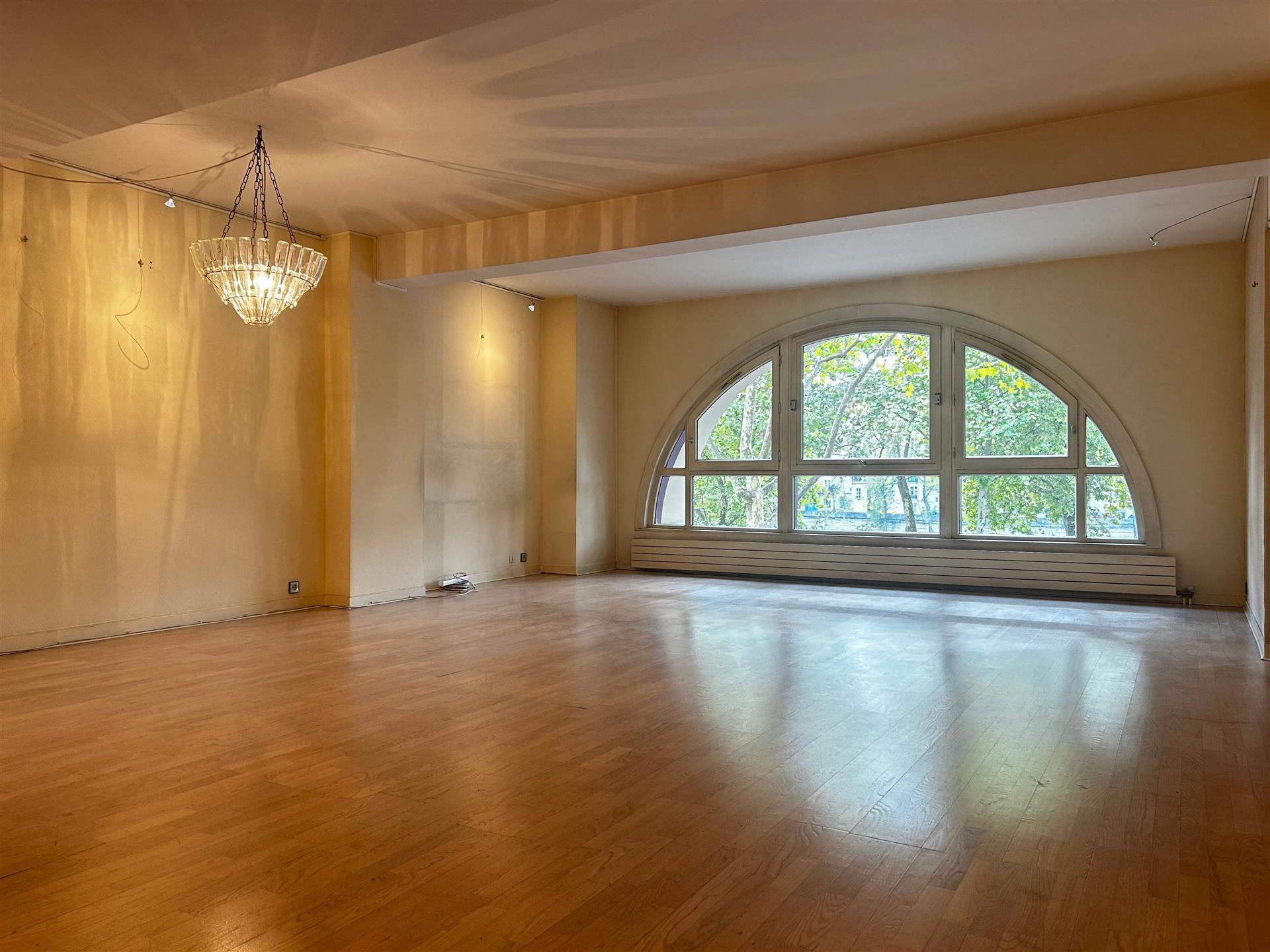 Appartement à louer, 149m², Paris 4ème