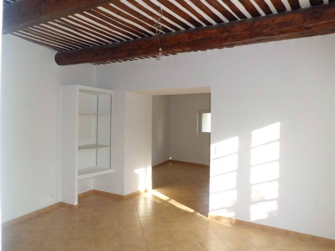 Maison à louer, 128m², Piolenc