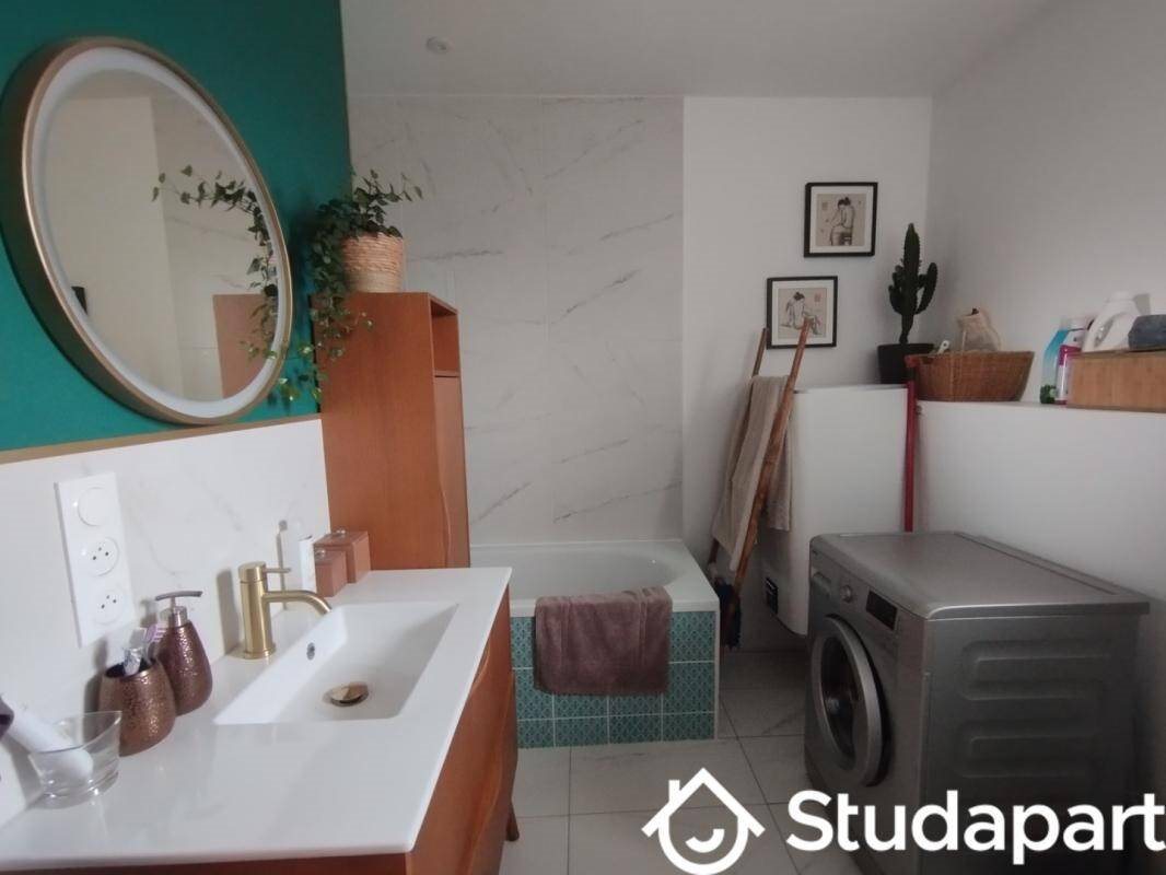 Maison à louer, 63m², Rezé