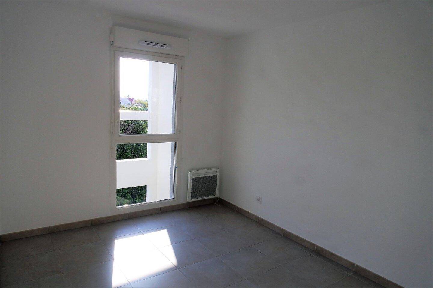 Appartement à louer, 40m², Marseille 12ème