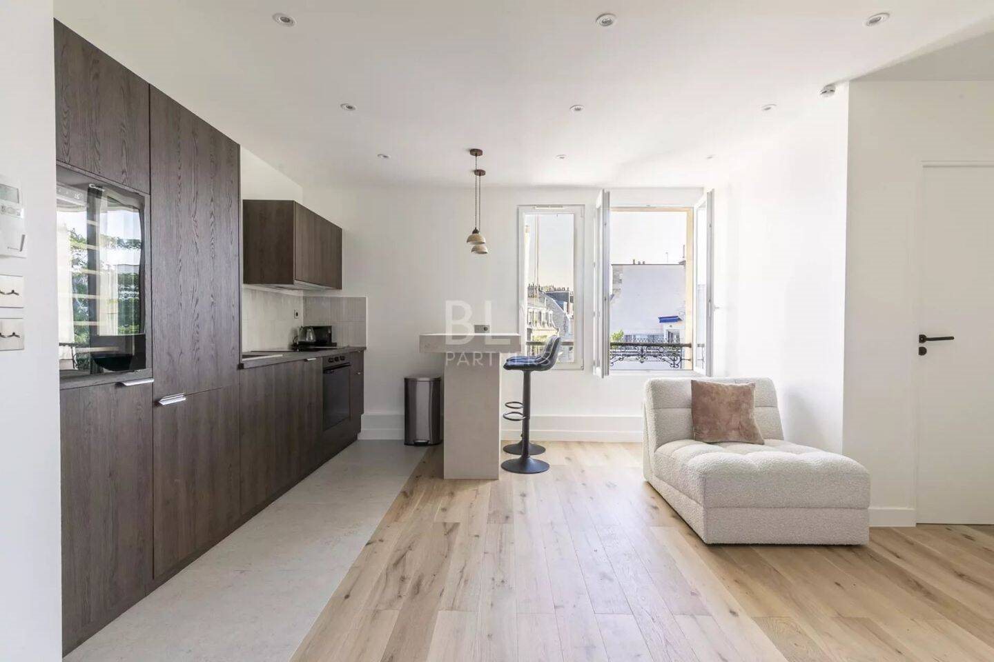 Appartement à louer, 38m², Paris 16ème