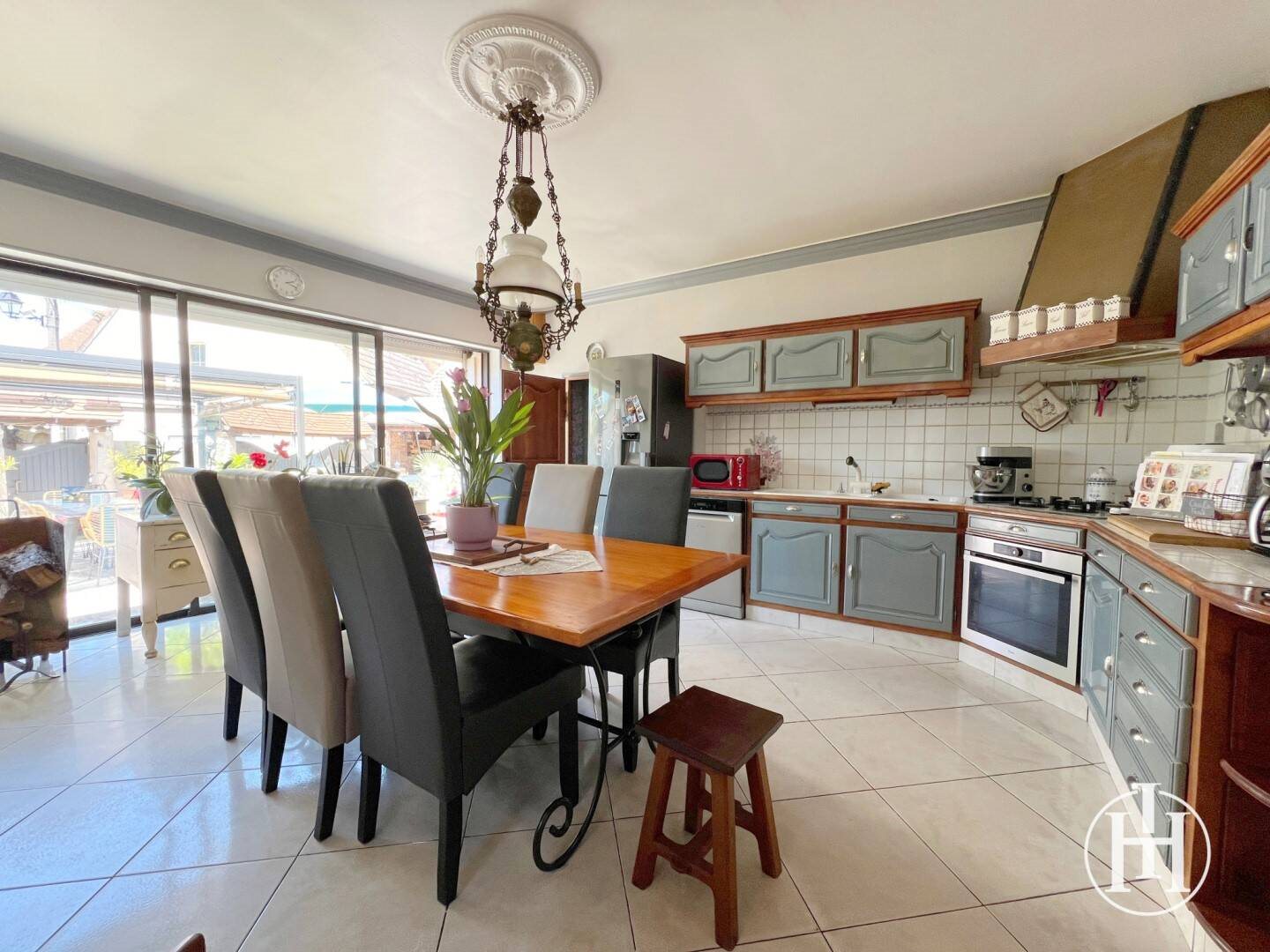 Maison à vendre, 222m², Ainay-le-Château