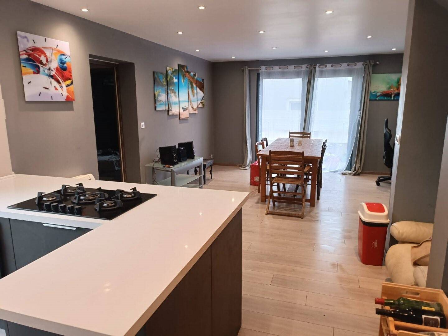 Maison à louer, 125m², Vacquières