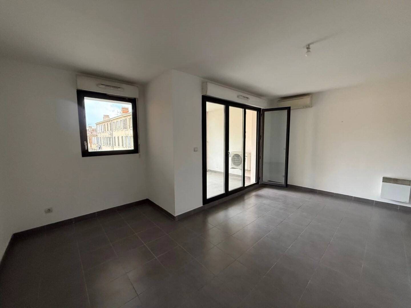 Appartement à louer, 31m², Marseille 2ème