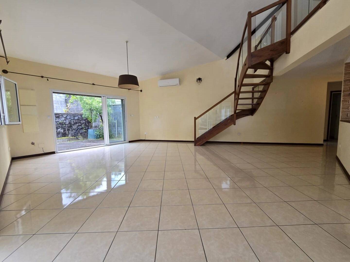 Maison à vendre, 206m², Saint-Benoît