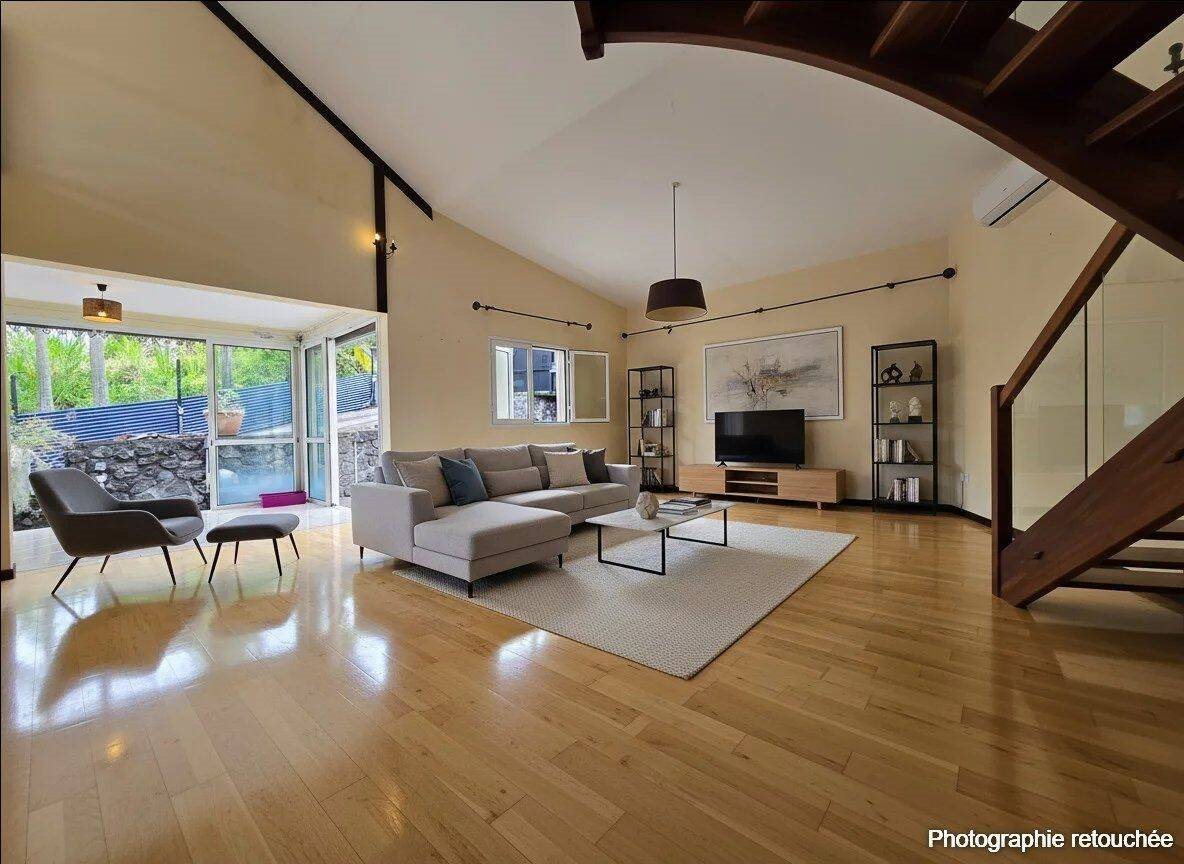 Maison à vendre, 206m², Saint-Benoît