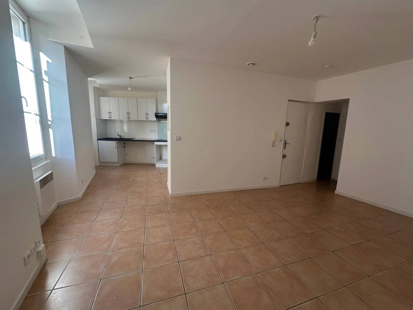 Appartement à louer, 38m², Saint-Zacharie