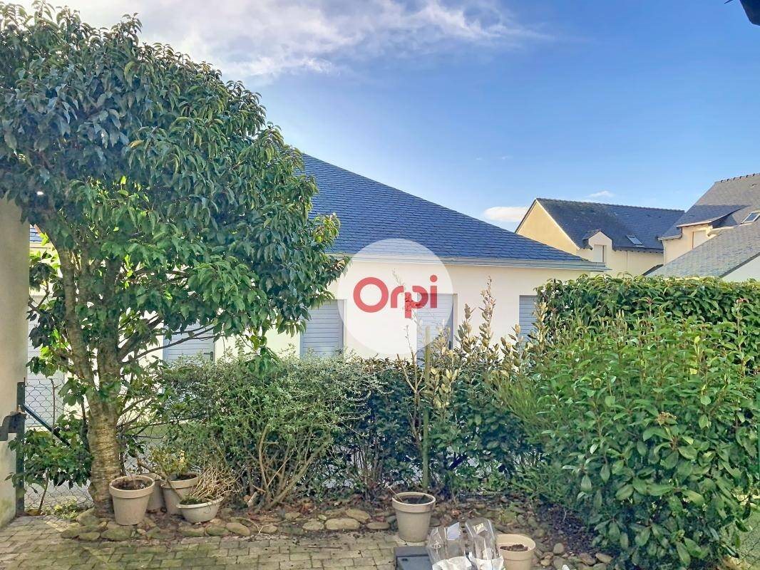 Maison à louer, 74m², Ambon