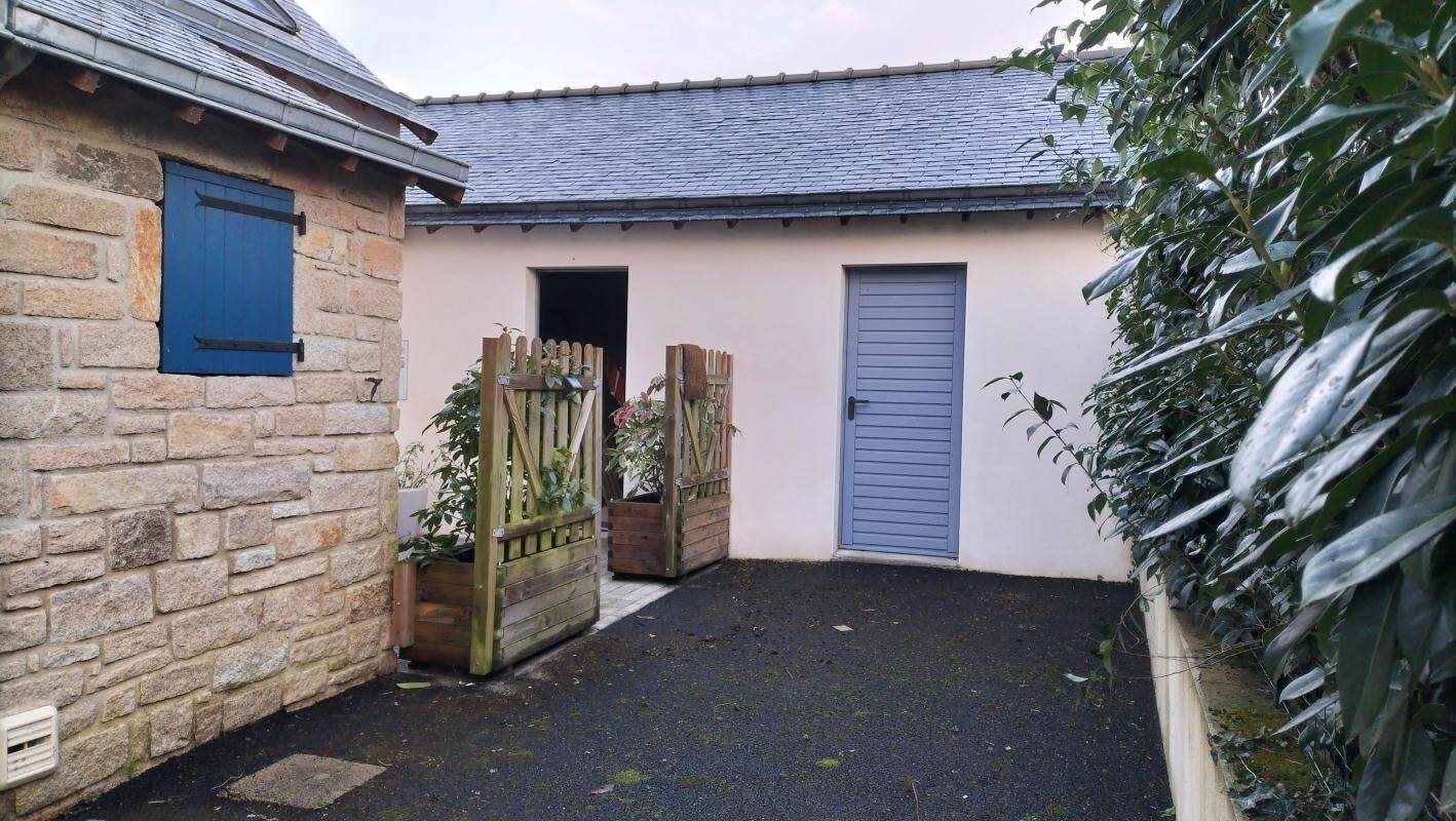 Maison à louer, 74m², Ambon