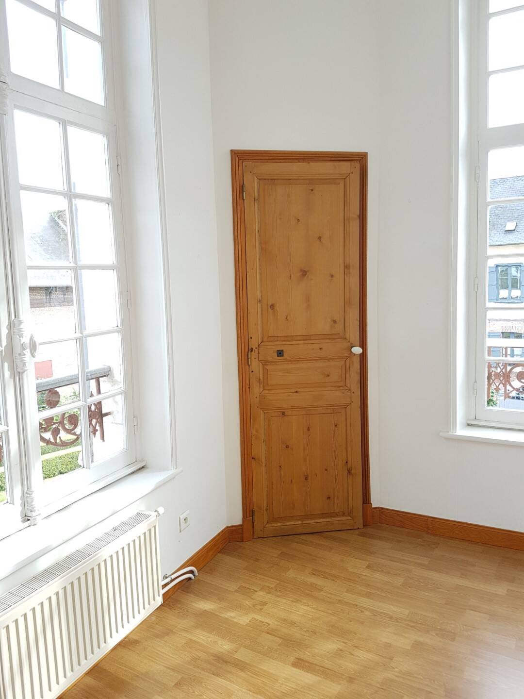 Appartement à louer, 80m², Abbeville