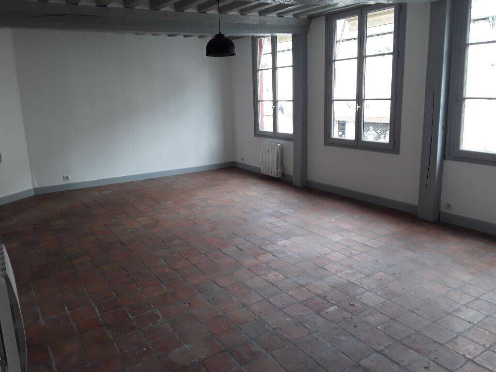 Appartement à louer, 107m², Pont-l'Evêque
