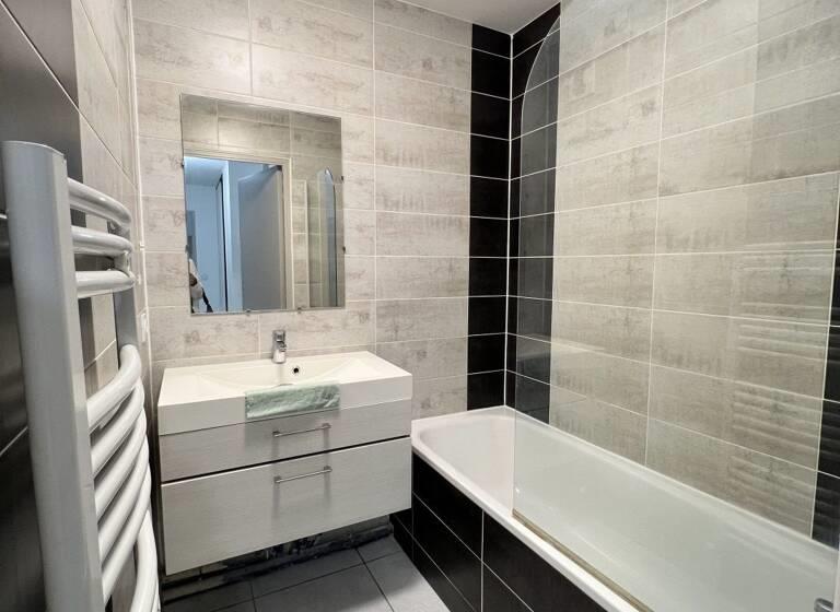 Appartement à vendre, 58m², Grenoble