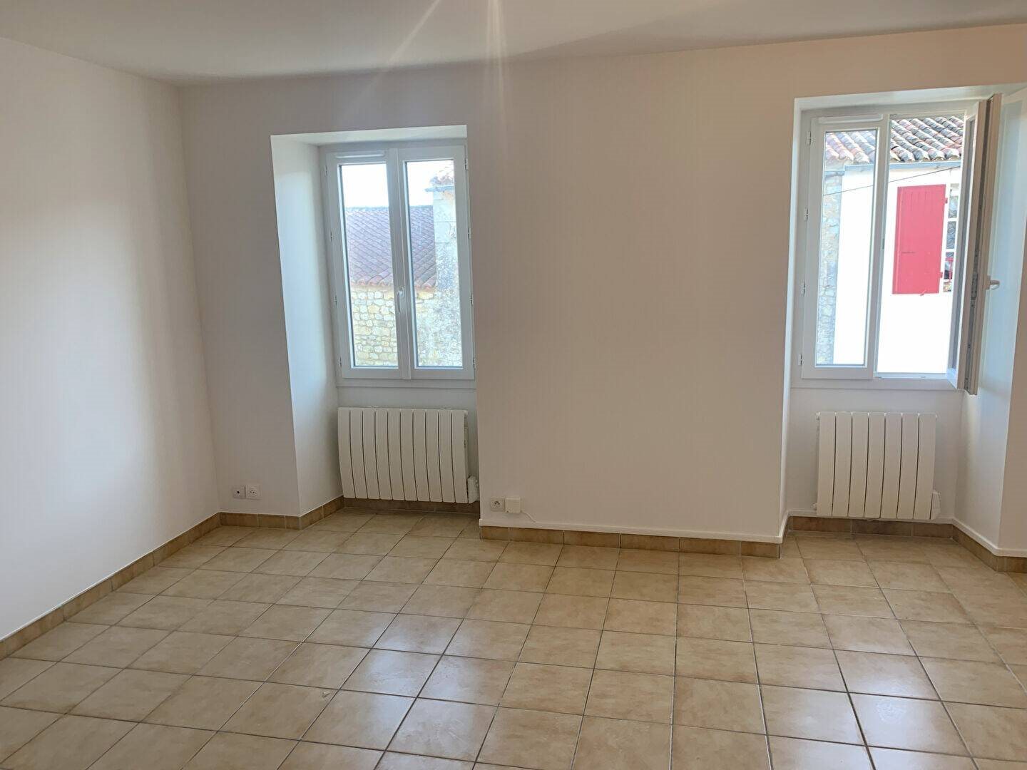 Appartement à louer, 72m², Marennes