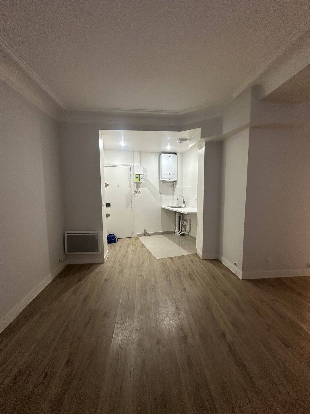 Appartement à louer, 25m², Paris 18ème