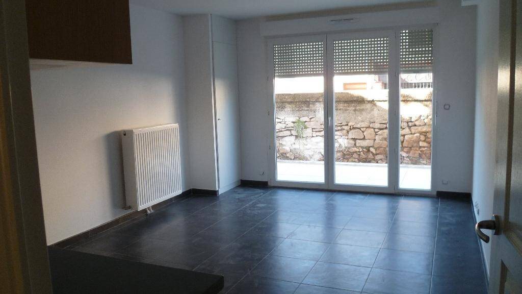 Appartement à louer, 33m², Nîmes