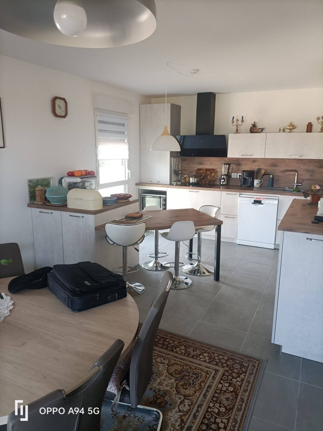 Appartement à vendre, 76m², Villeneuve-de-Berg
