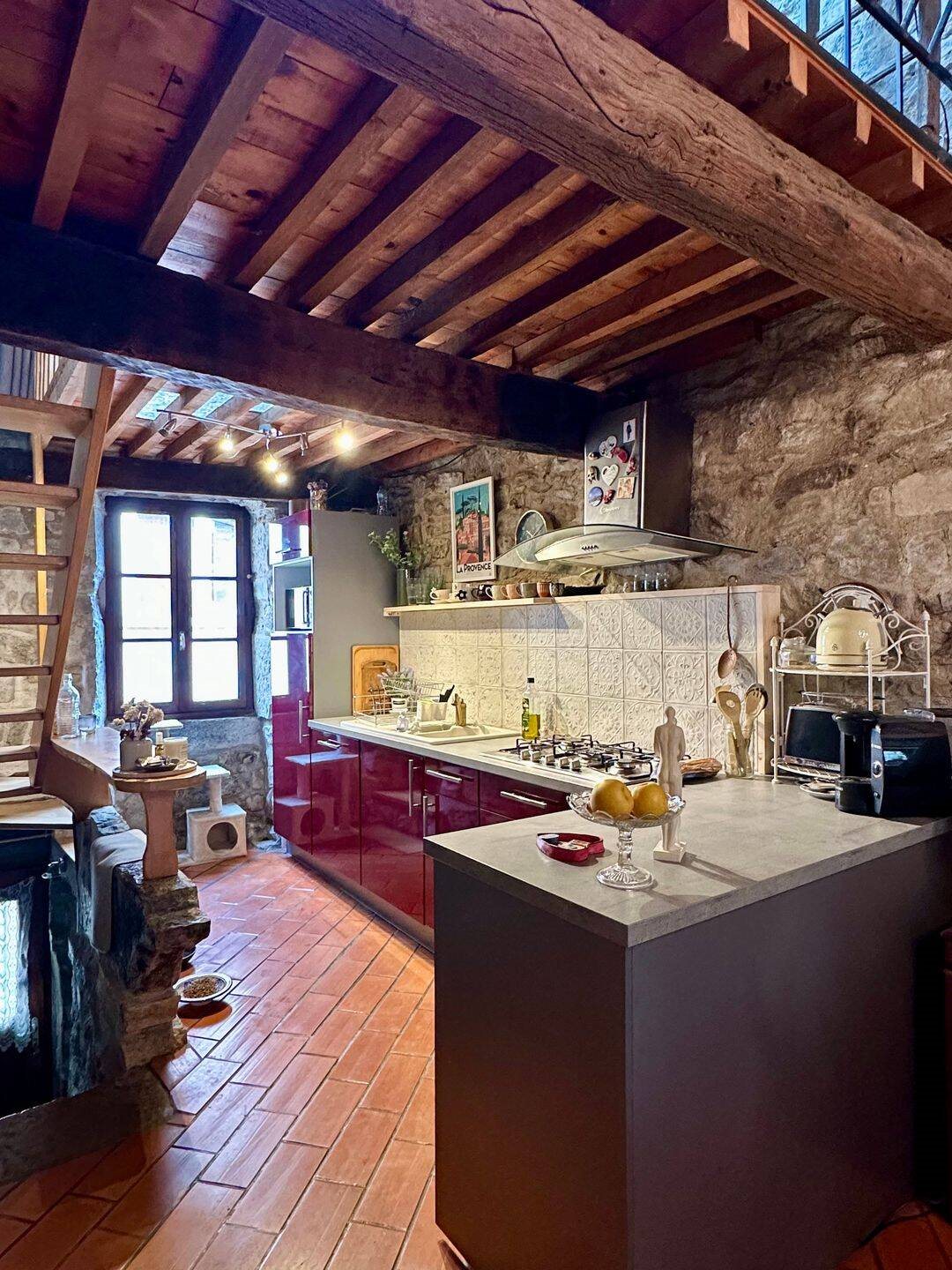 Maison à vendre, 70m², Villeneuve-de-Berg