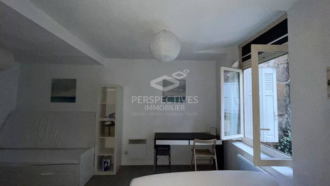 Appartement à louer, 25m², Saint-Etienne