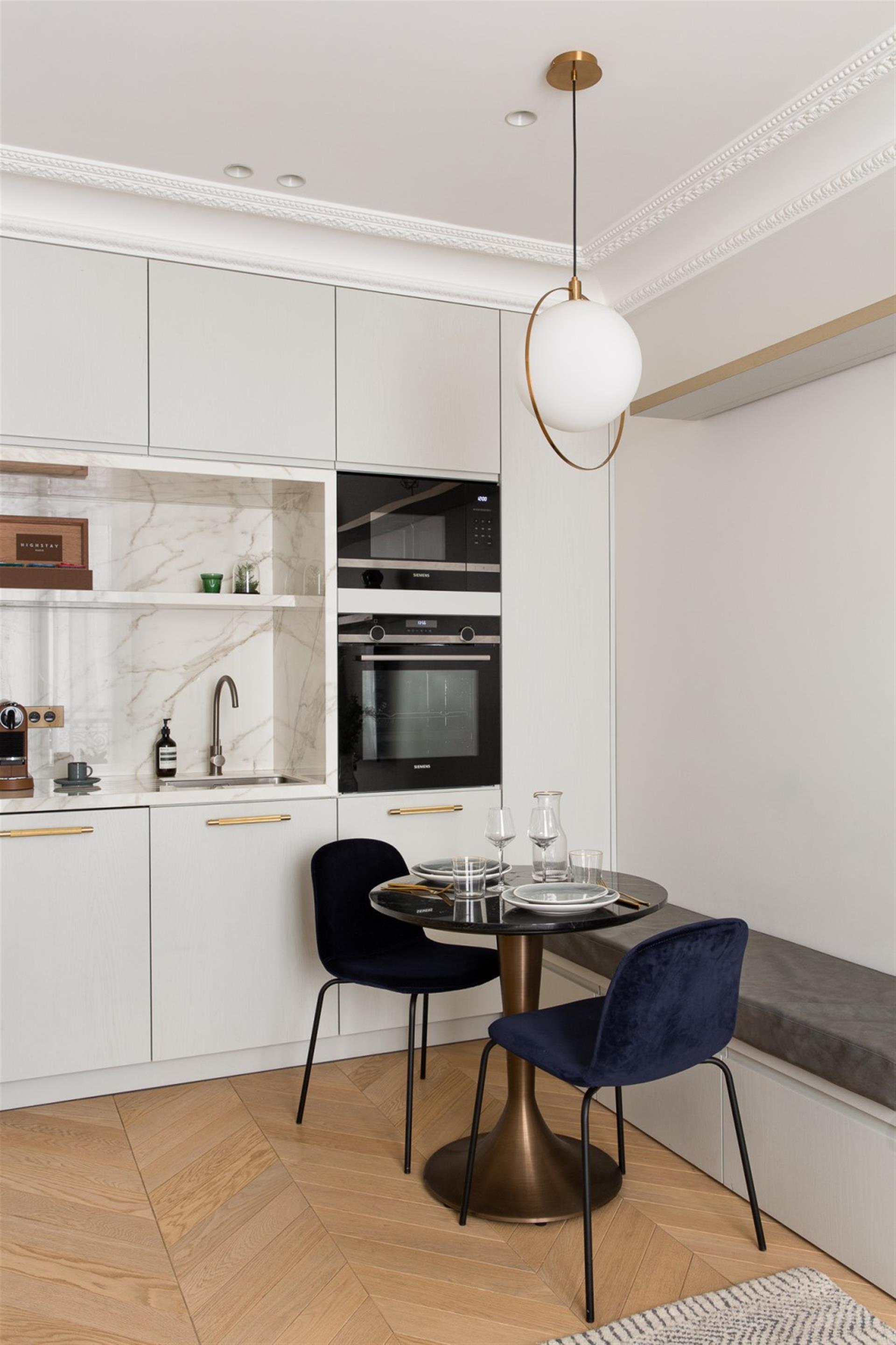 Appartement à louer, 55m², Paris 8ème