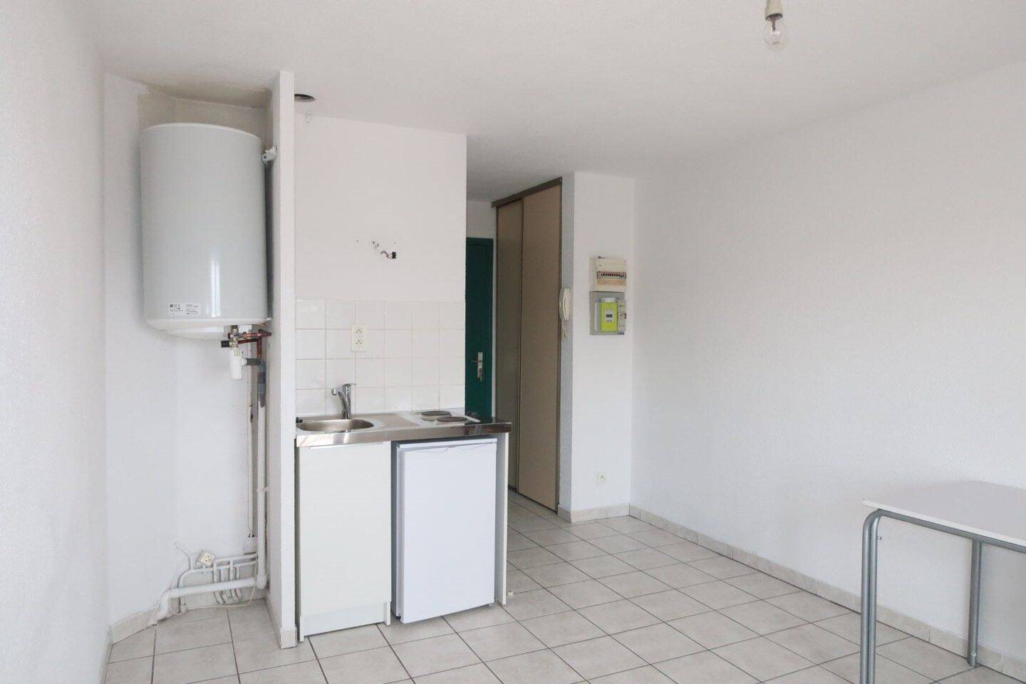 Appartement à louer, 19m², Clermont-Ferrand