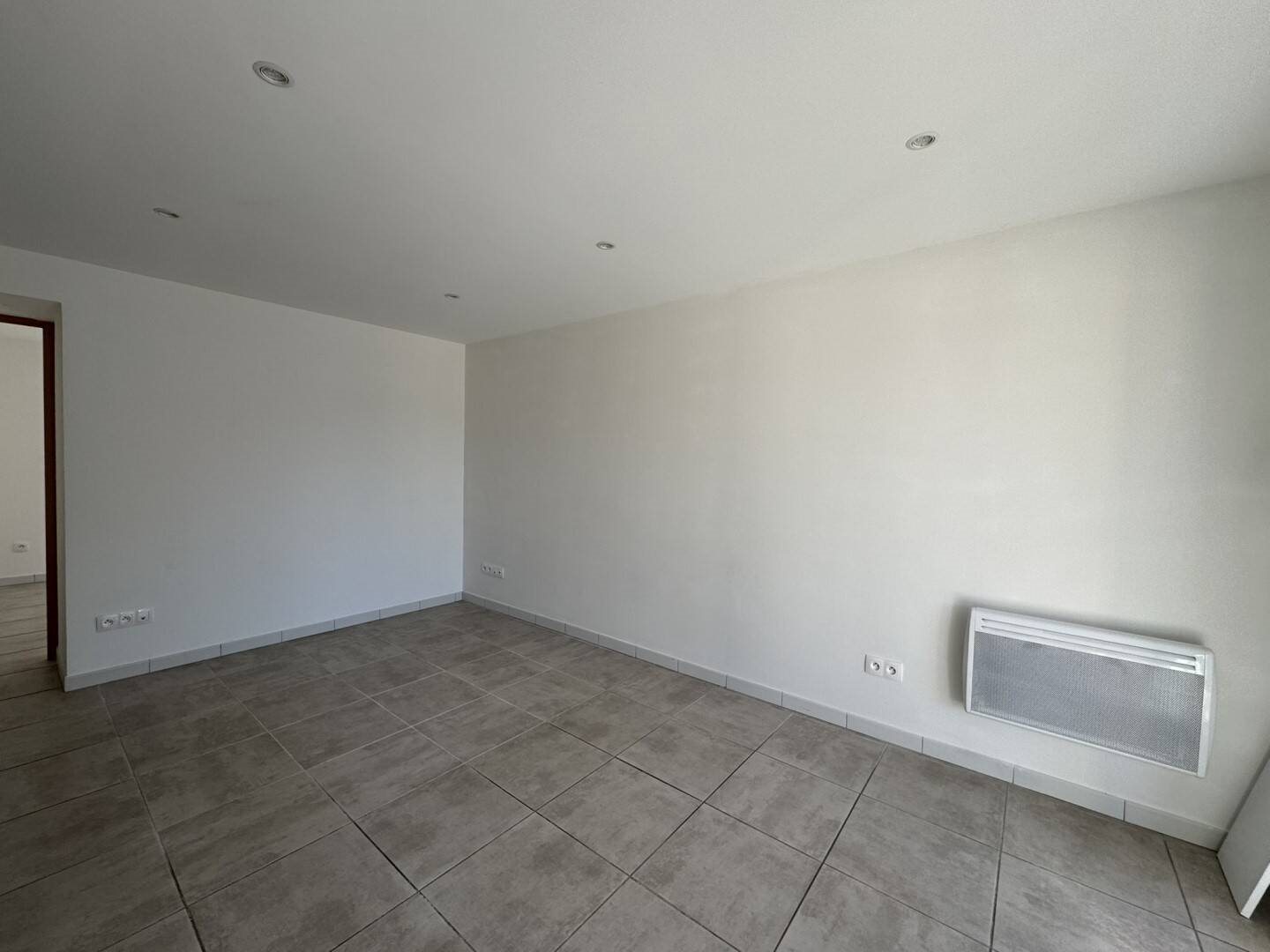 Appartement à louer, 37m², Saze