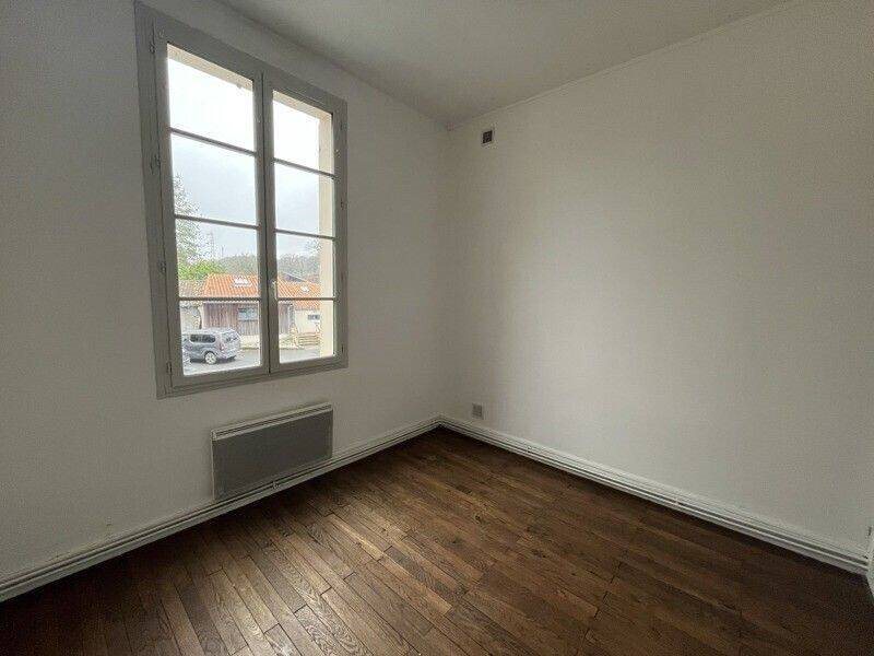 Appartement à louer, 79m², Mouthiers-sur-Boëme