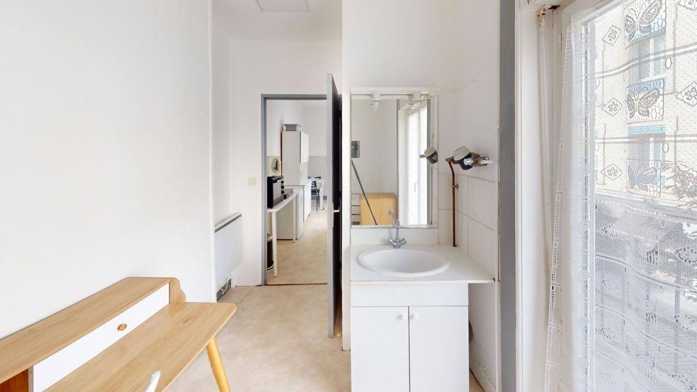 Appartement à louer, 18m², Saint-Etienne
