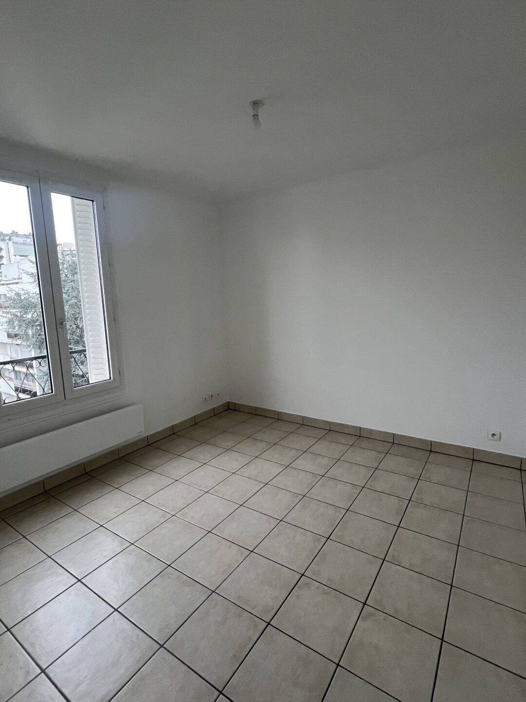 Appartement à louer, 58m², Paris 14ème