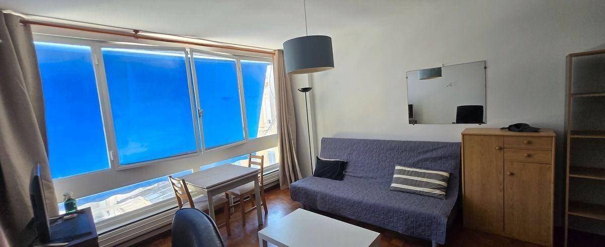 Appartement à louer, 28m², Marseille 4ème
