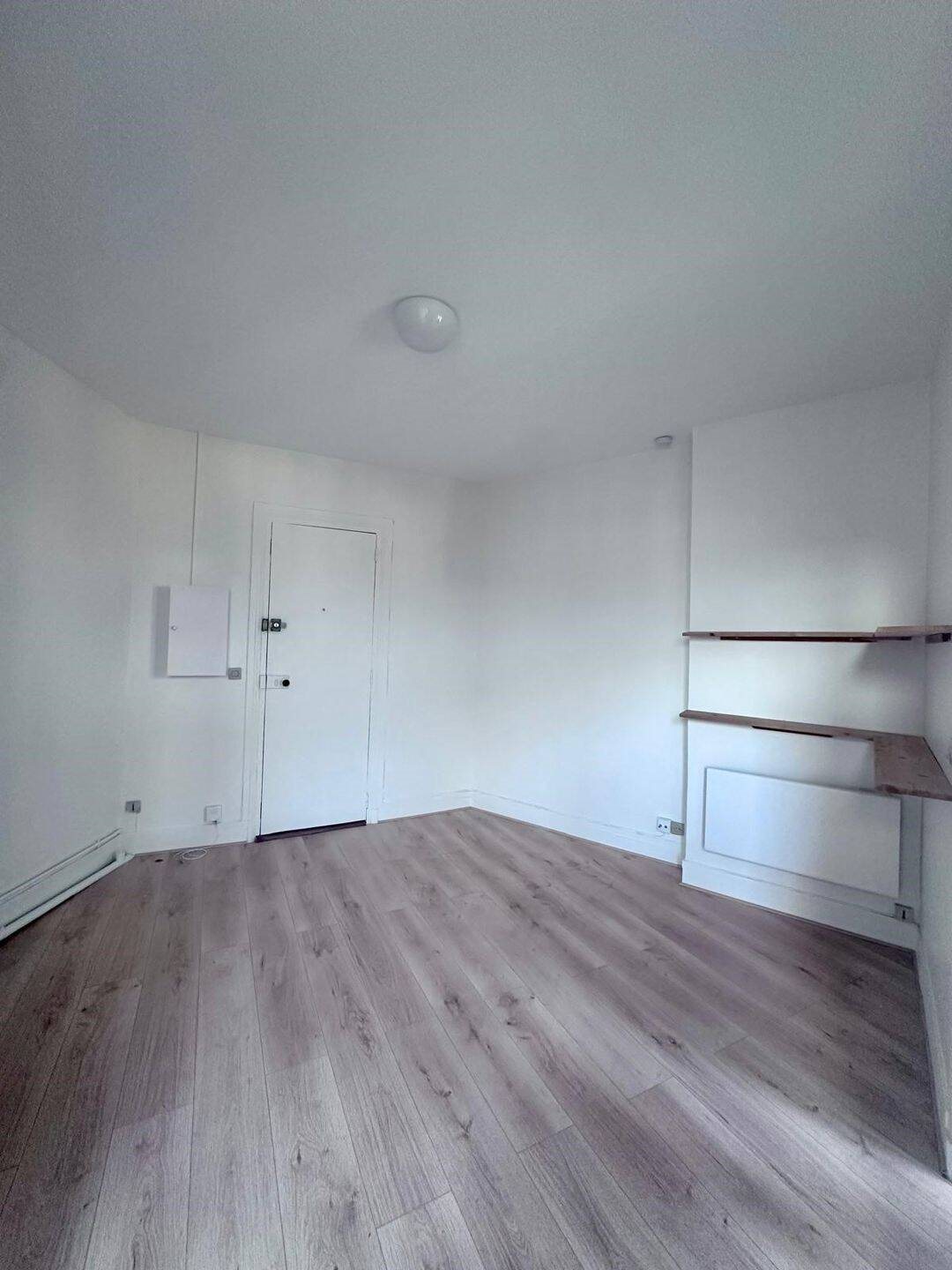 Appartement à louer, 18m², Paris 9ème