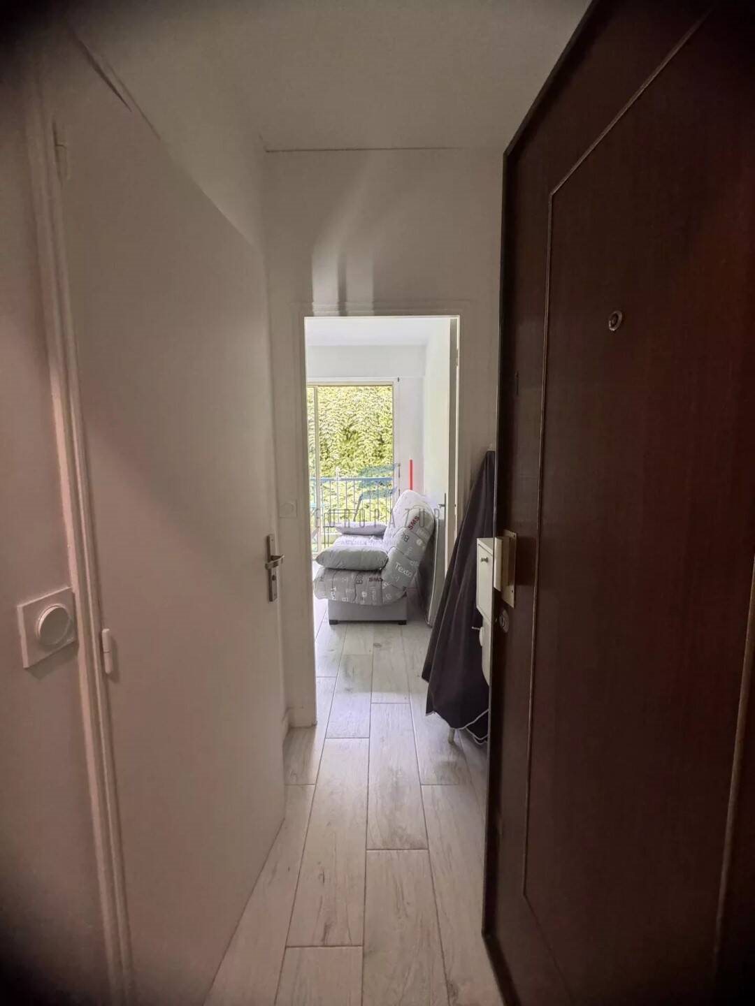 Appartement à louer, 13m², Nice