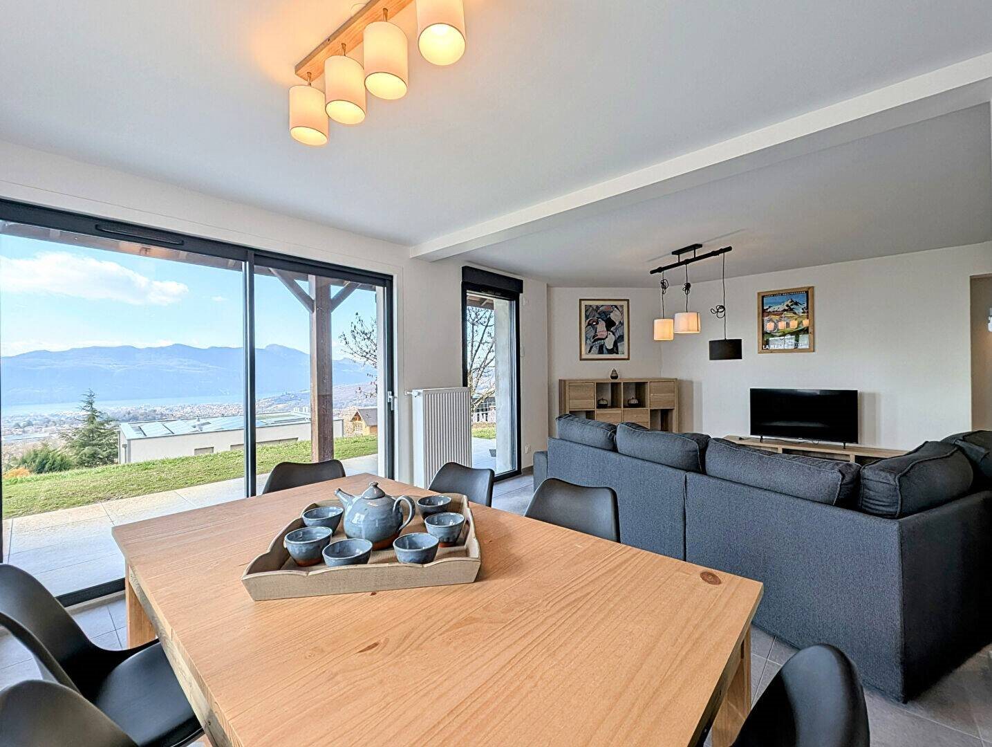 Maison à louer, 140m², Pugny-Chatenod