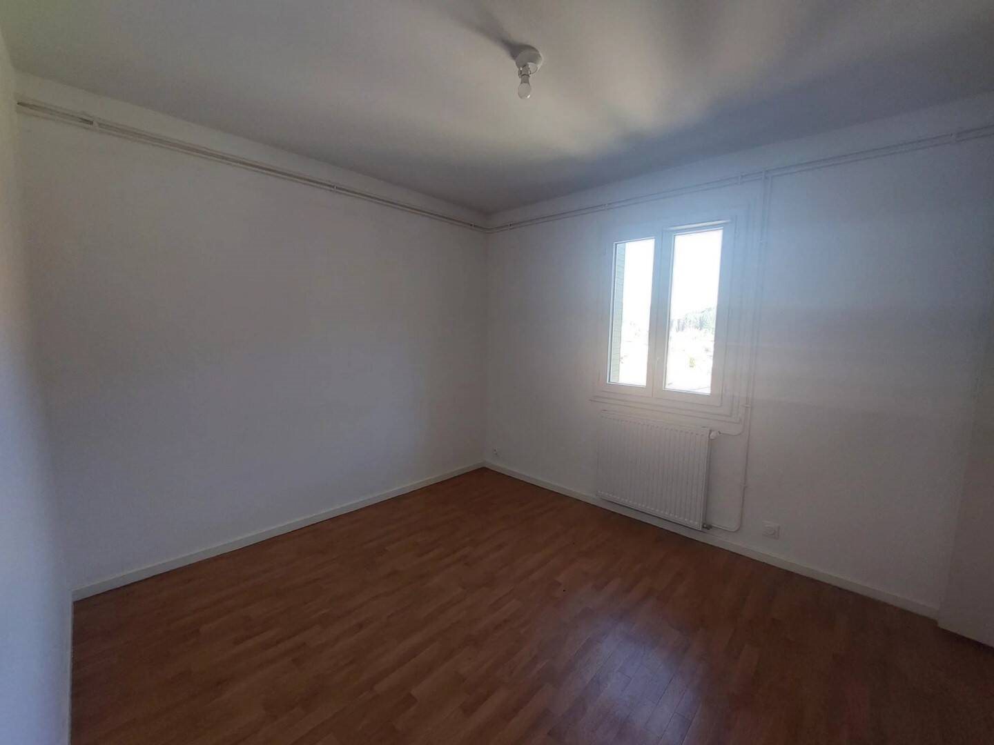 Appartement à louer, 62m², Mariac