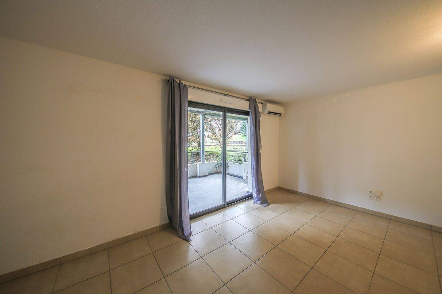 Appartement à louer, 37m², Bastia