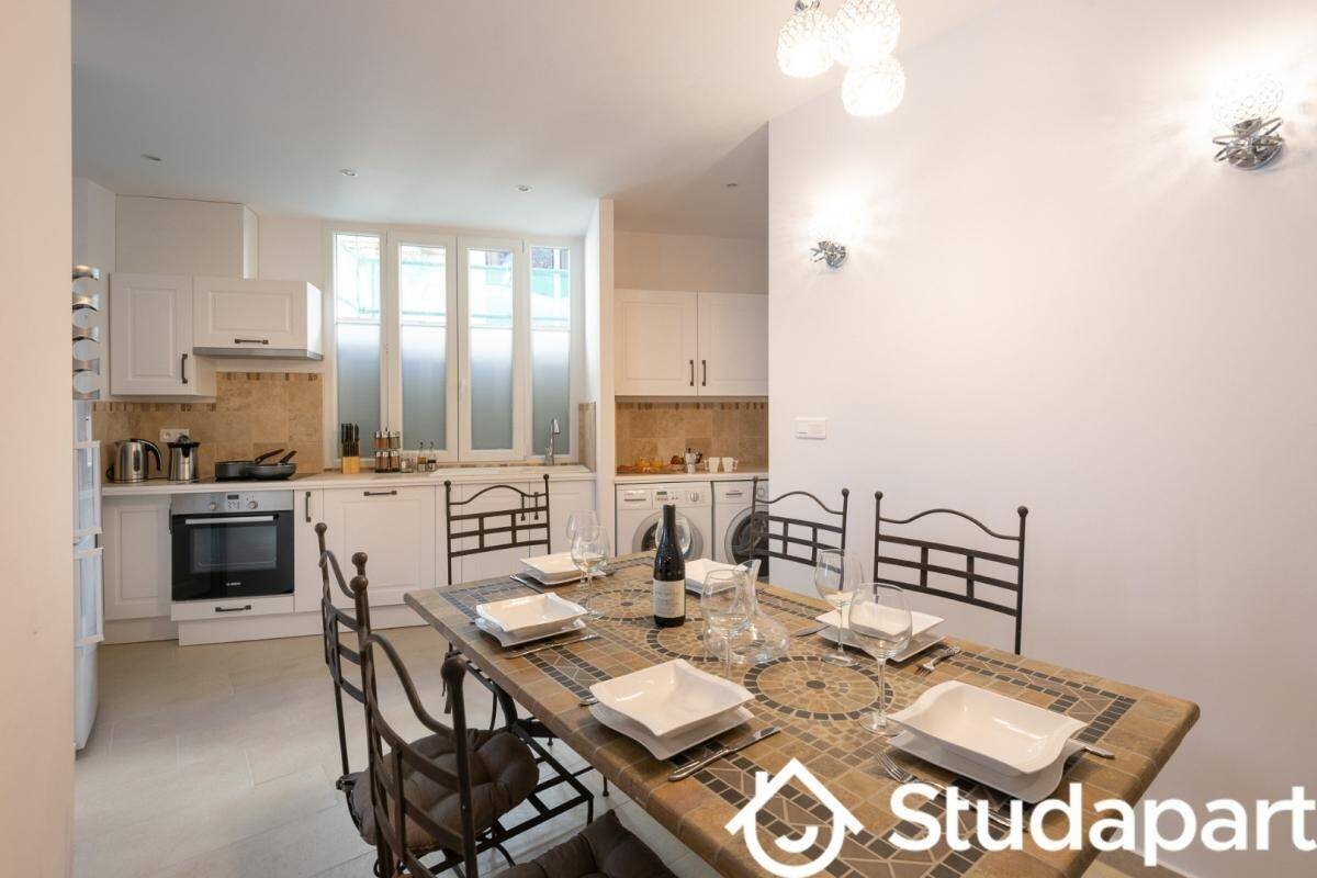 Appartement à louer, 70m², Nice