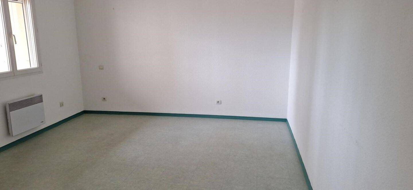 Appartement à louer, 68m², Châteaurenard