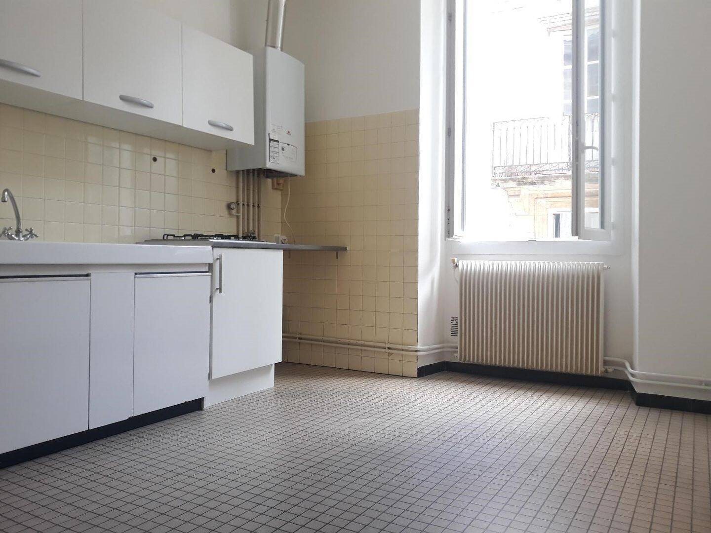 Appartement à louer, 44m², Bordeaux