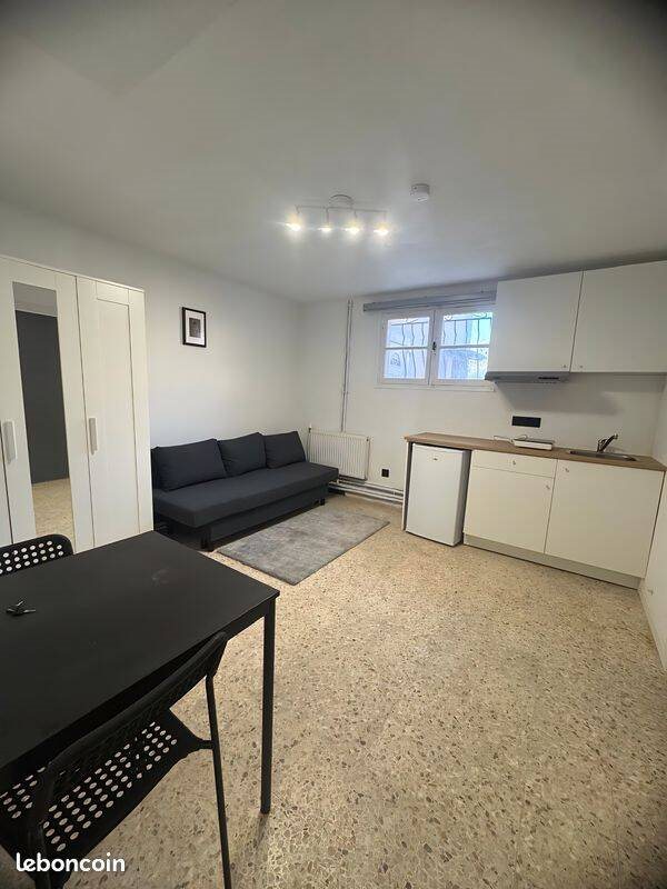 Appartement à louer, 16m², Port-Saint-Louis-du-Rhône