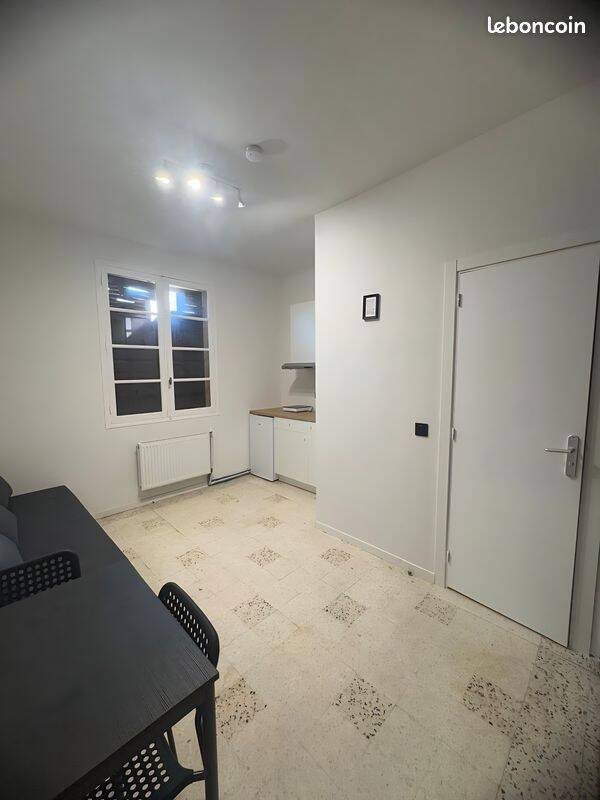 Appartement à louer, 16m², Port-Saint-Louis-du-Rhône