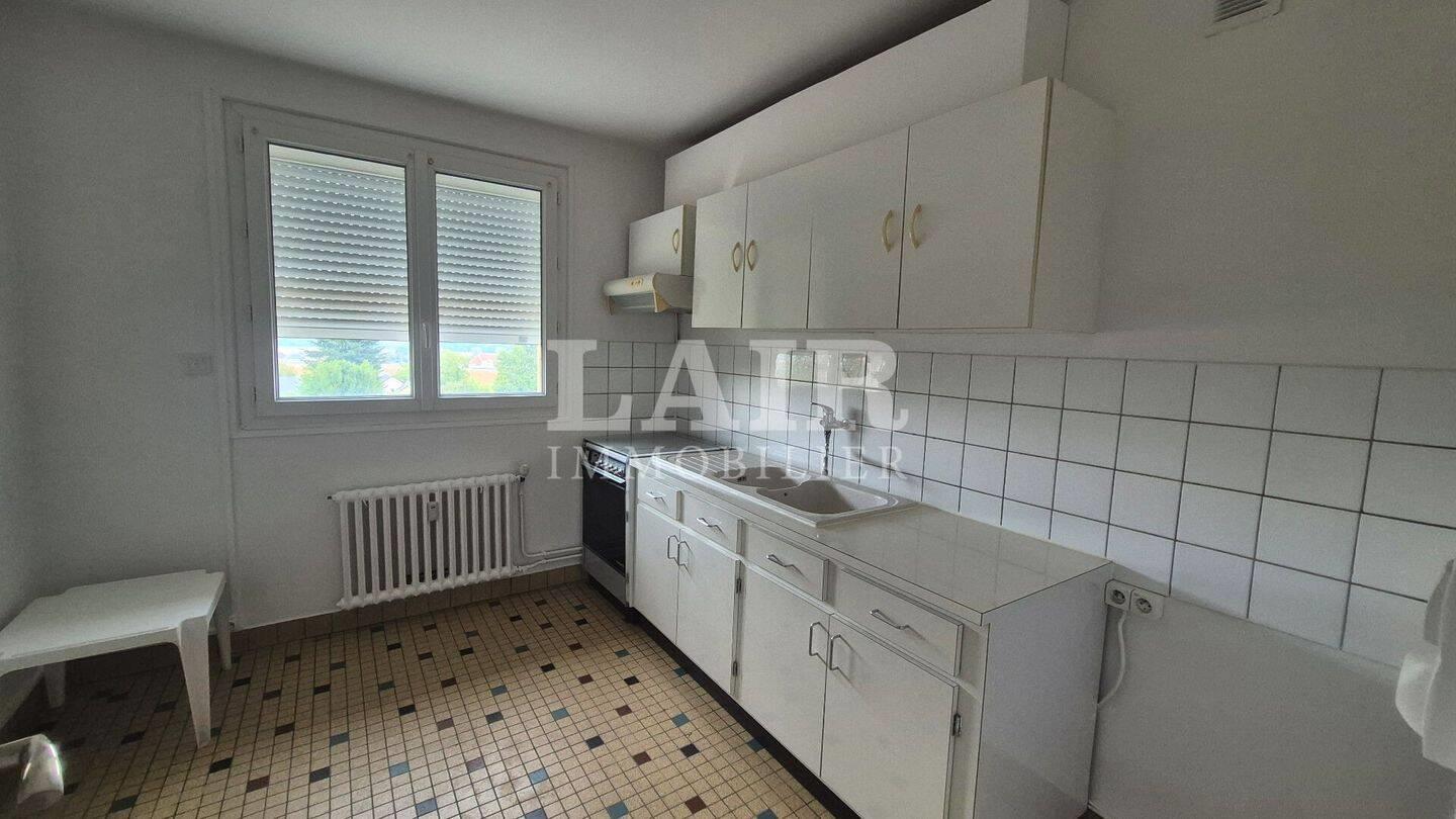 Appartement à louer, 72m², Sées