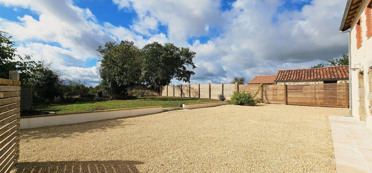 Maison à vendre, 81m², Bressuire