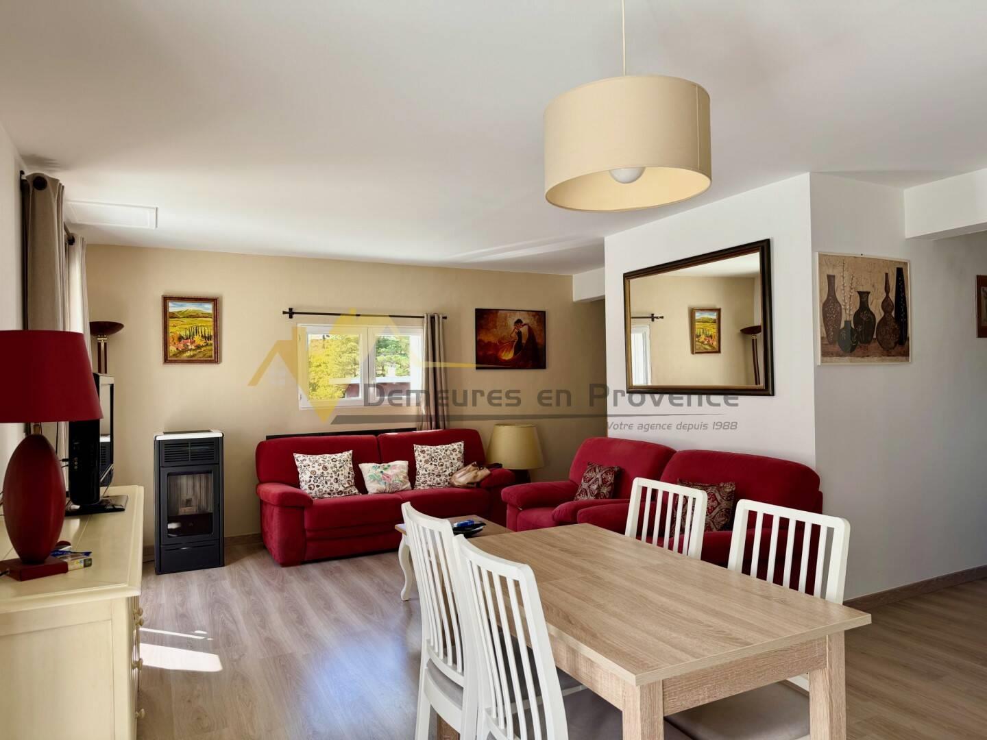 Appartement à vendre, 63m², Beaumont-du-Ventoux