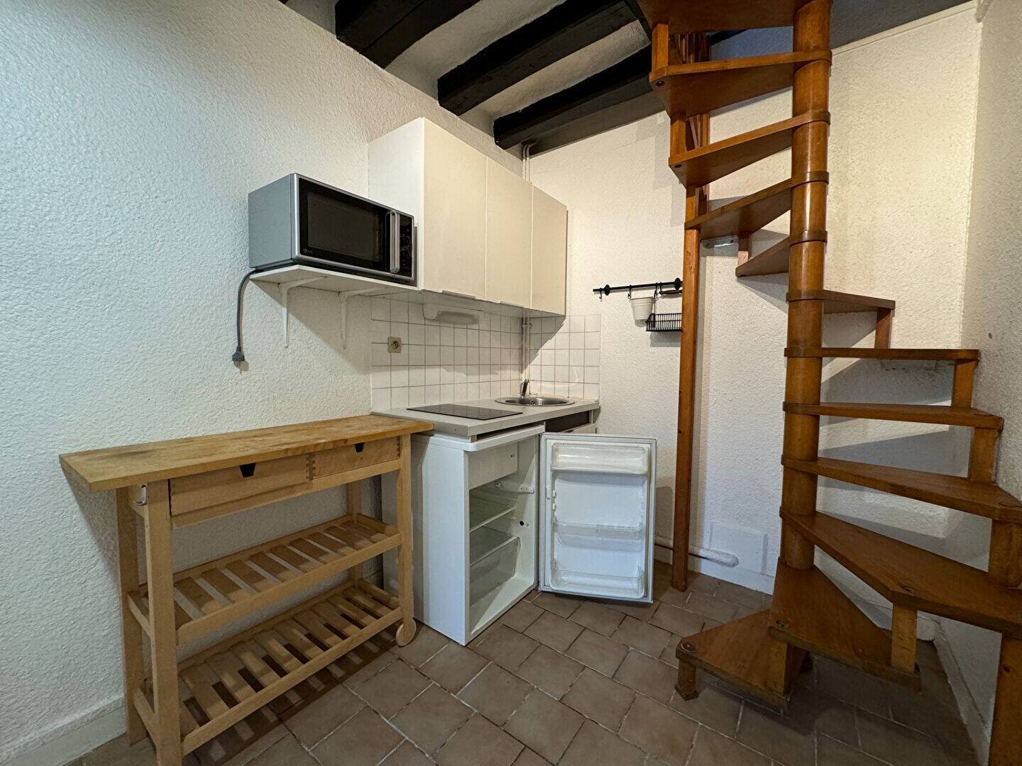 Appartement à louer, 28m², Tours