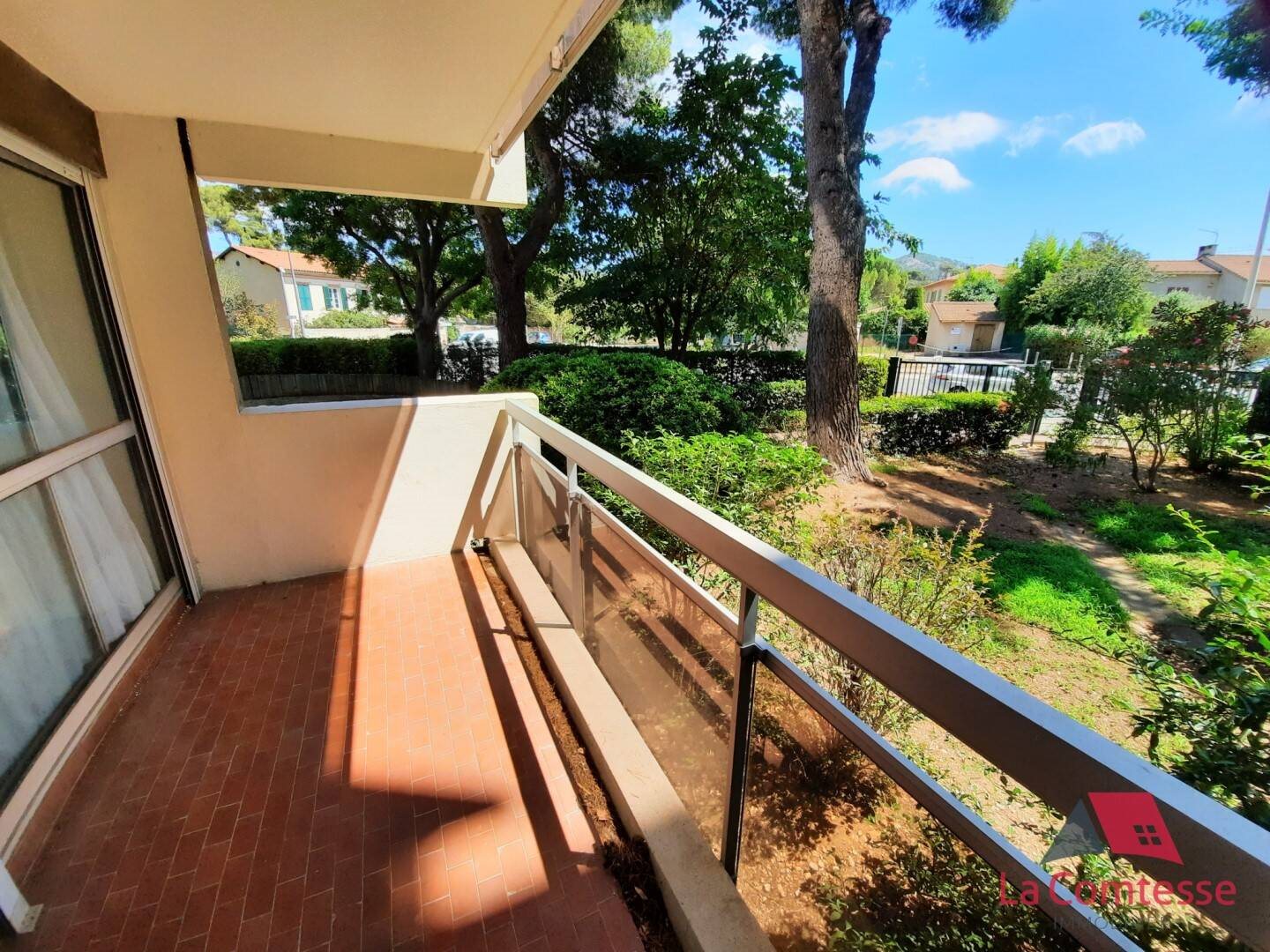 Appartement à louer, 32m², Marseille 9ème