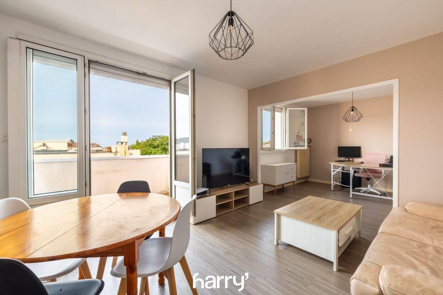 Appartement à vendre, 76m², Besançon