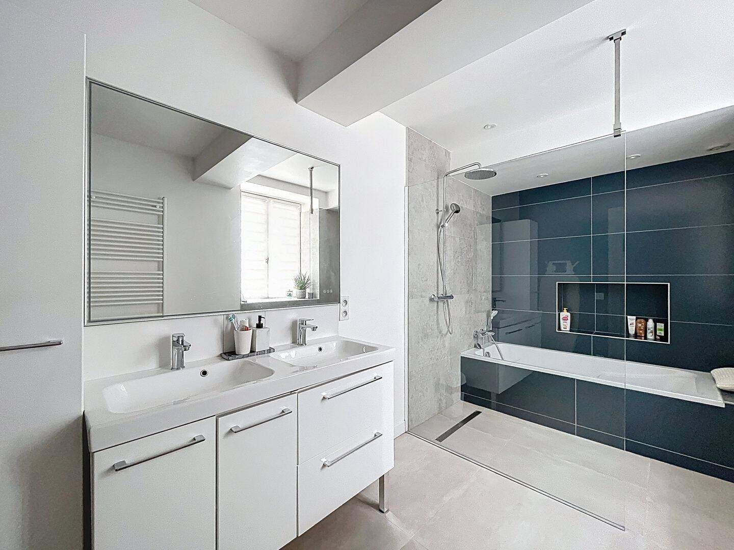 Maison à vendre, 150m², Sathonay-Village